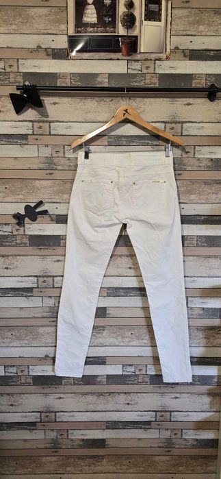 MET M-  дамски дънки с ниска талия (х-192)