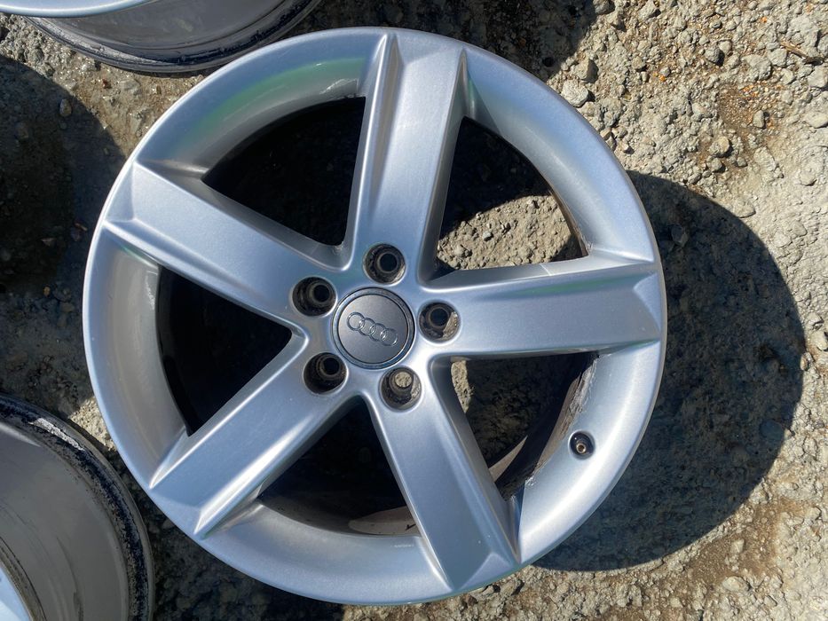 Оригинални джанти за Audi 17