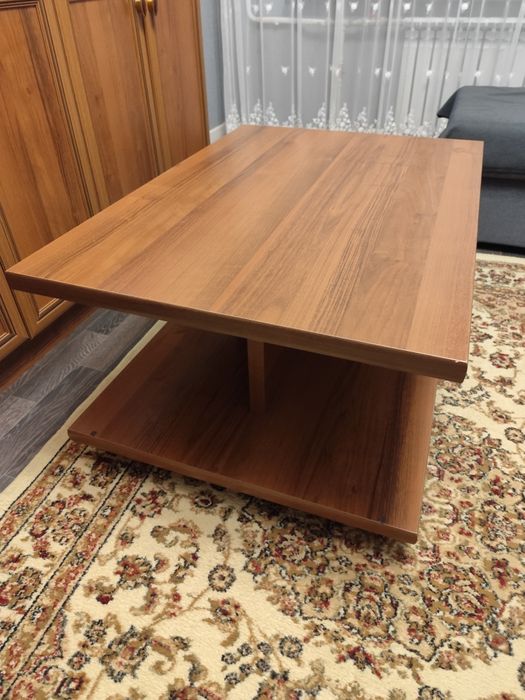 Журнальный столик