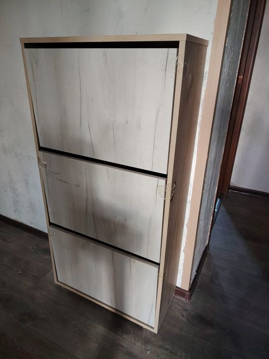Продам шкаф для обуви
