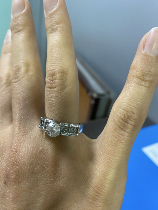 Серьги , кольцо с бриллиантами