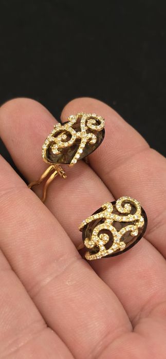 Cercei aur 18 k quartz fumuriu