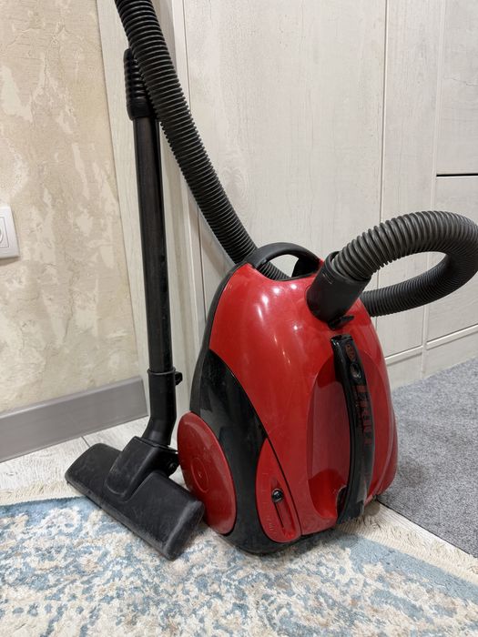 Продам пылесос рабочий