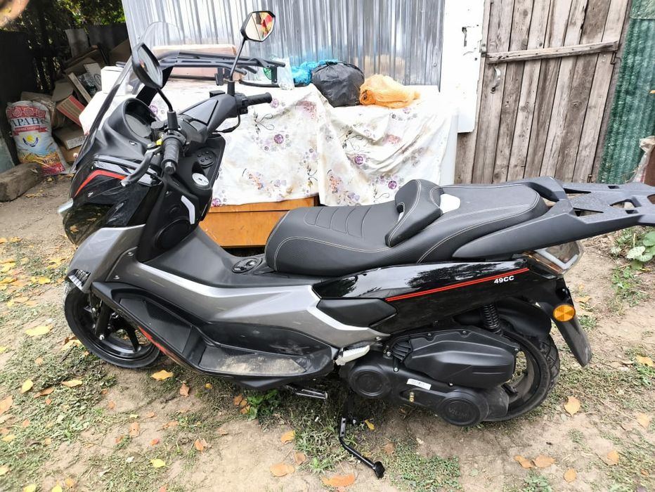 Скутер макси хорошее состояние