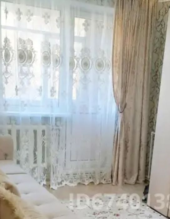 Продаю в зал шторы за 10000 т