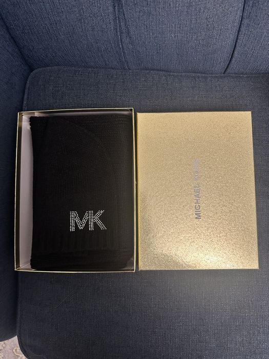 Набор шапка с шарфом Michael Kors