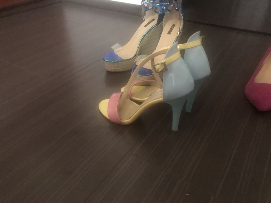 Сандали и обувки нови номер 38