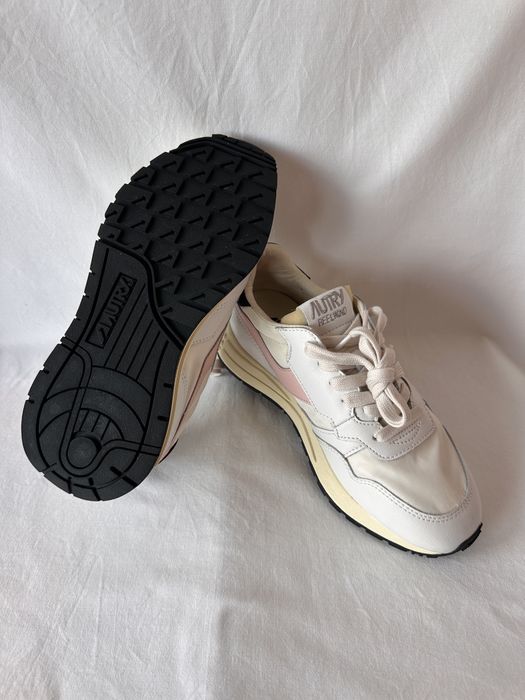 Sneakersi dama,Autry Medalist,marime 38