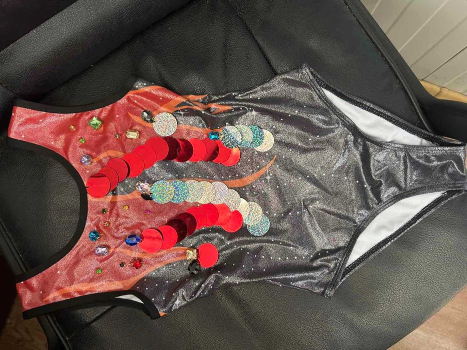 Трико за художествена гимнастика 122-128см