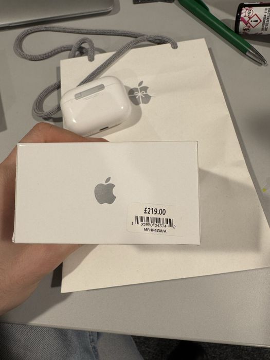 airpods pro 3 оригинал