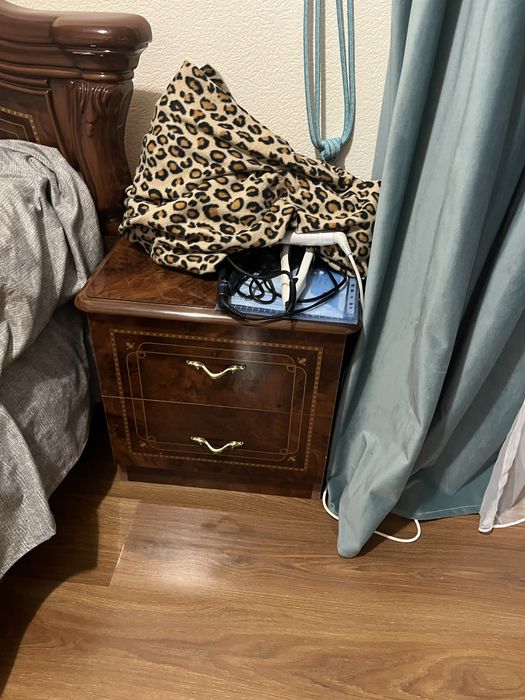 Продам спальний гарнитур