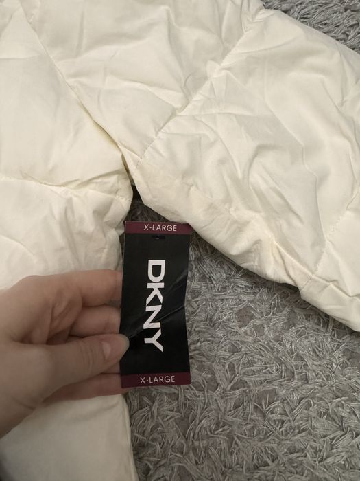 Оригинално дамско яке DKNY