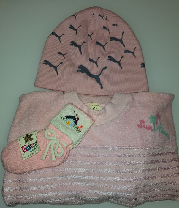 Комплект за момиченце,шапка и чорапи в розово