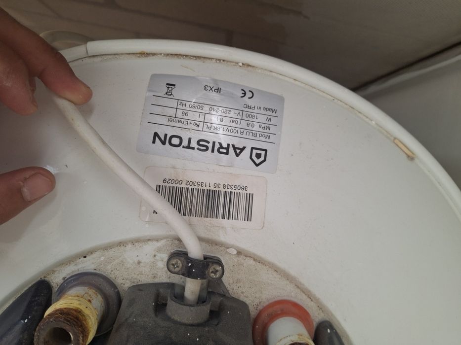 Аристон Аристон Аристон