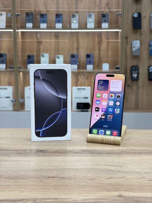 iPhone 16 Pro Max 256 gb EAC | iStatus