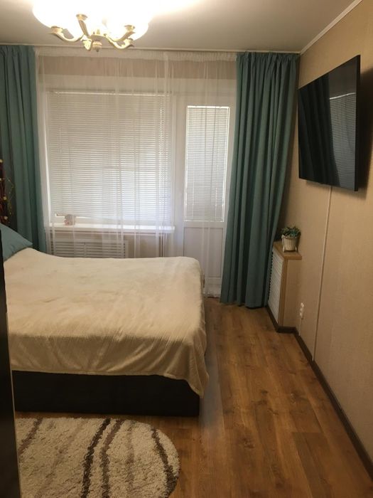 Продам 3 комн квартиру район Достык Молла