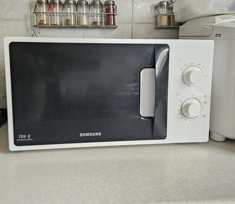 Микроволновка бу Samsung