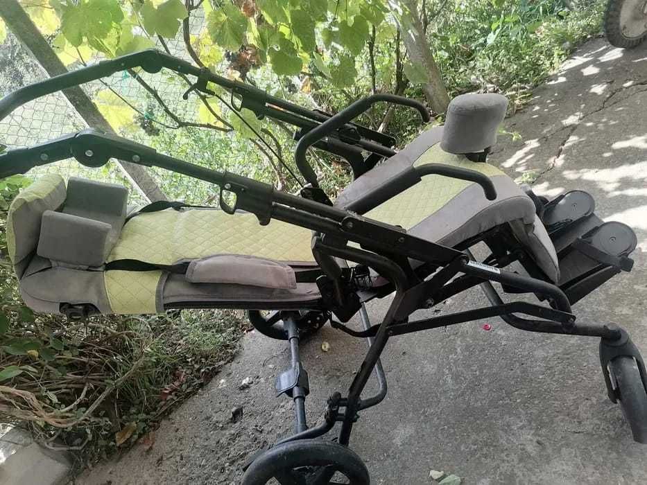 Scaun rulant pliabil Gemini, pentru adult suporta pana la 70 de kg.