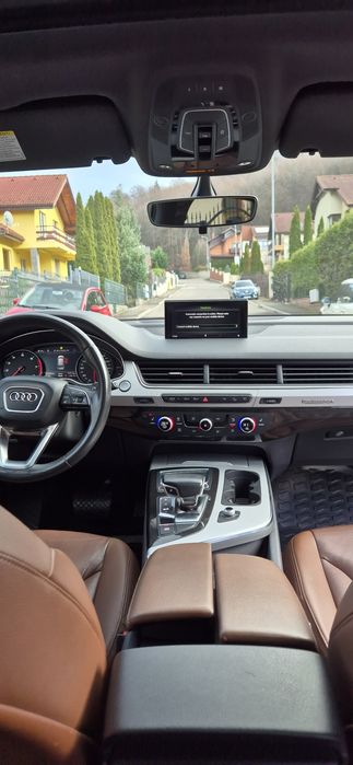 AUDI Q7  / 2019  / 7 locuri .