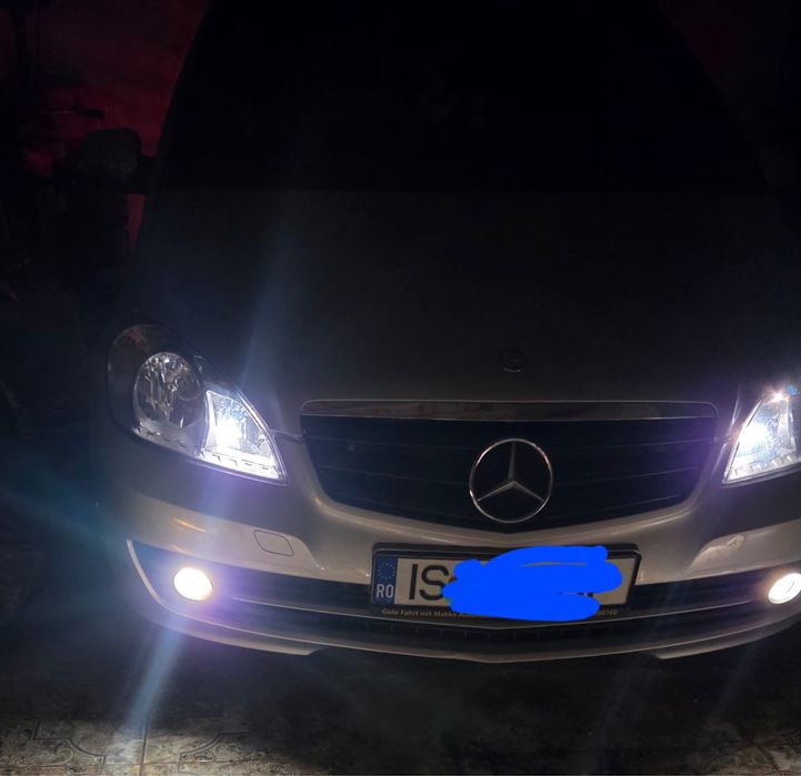 Vând Mercedes A150