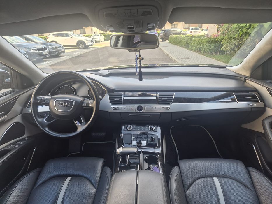 Proprietar  Vând Audi A8L,3.0TDI,