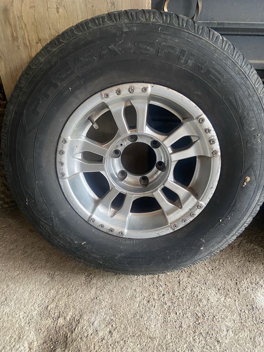 Продам колеса 265х70 R16 в сборе с дисками