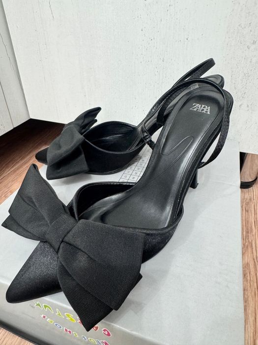 Продам женские туфли