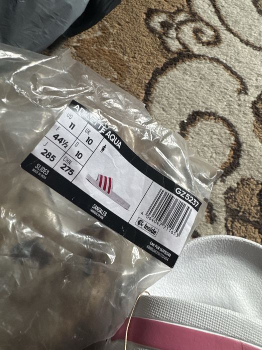 Papuci slapi Adidas marimea 44,5-45 noi in cutie