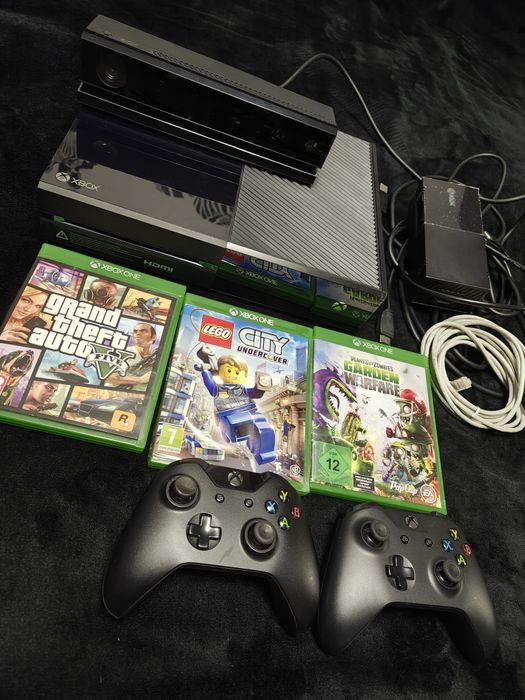 Consola XBOX ONE KINETIC + 2 controller+ 3 jocuri