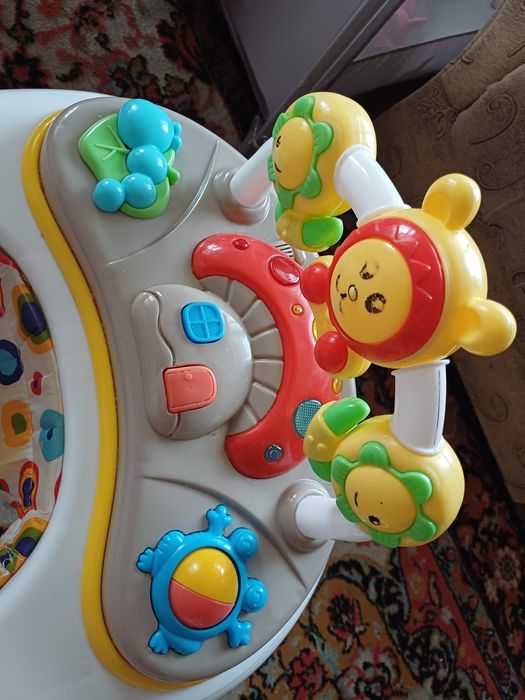 Проходилка за бебе Chipolino