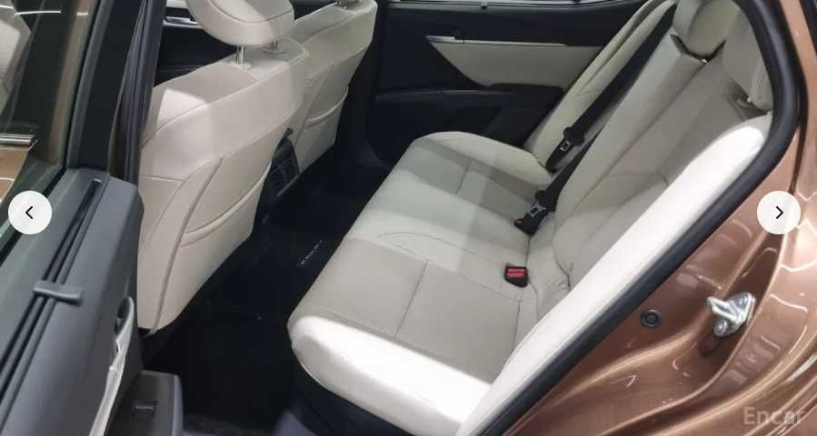 Toyota Camry бензин+гибрид