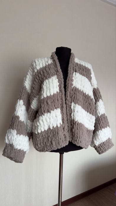 Кардиган вязанный