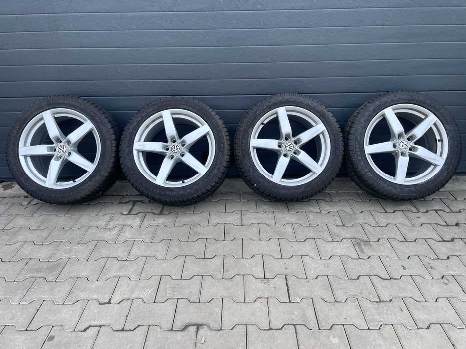 Jante Vw Skoda  5x112 ET40 8J Anvelope 235 50 18 Dunlop