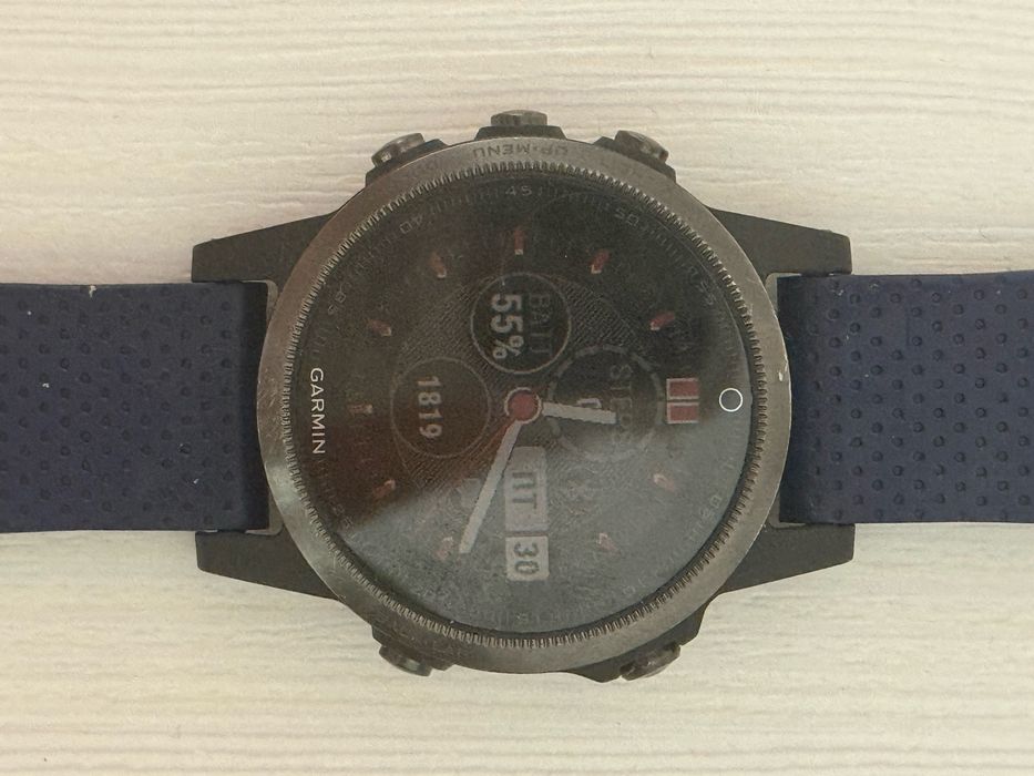 Часы Garmin fenix 5 plus продам