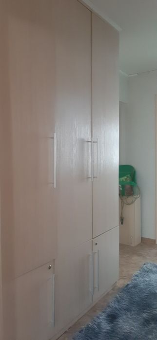 Продаю квартиру улучшенной планировки.