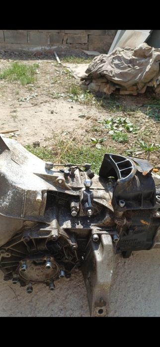 Каропка  мкпп на ауди