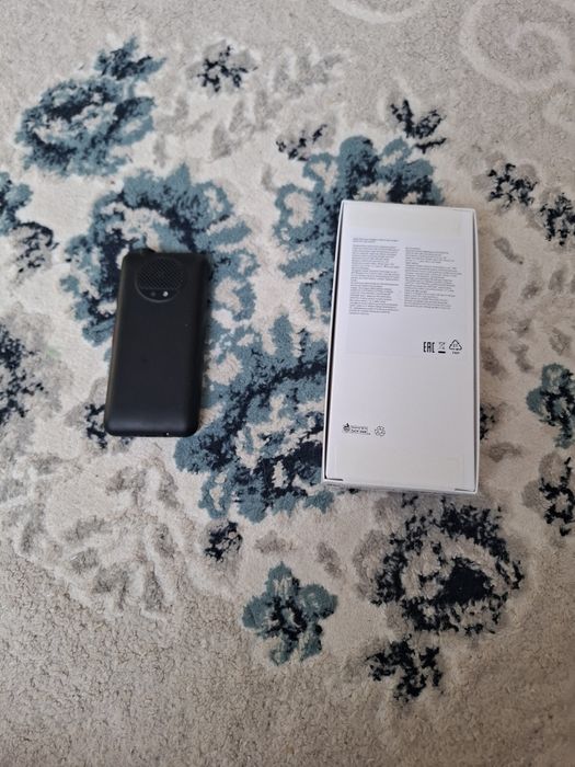 Смартфон и телефон