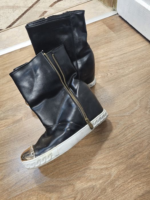 Обувки на добри цени