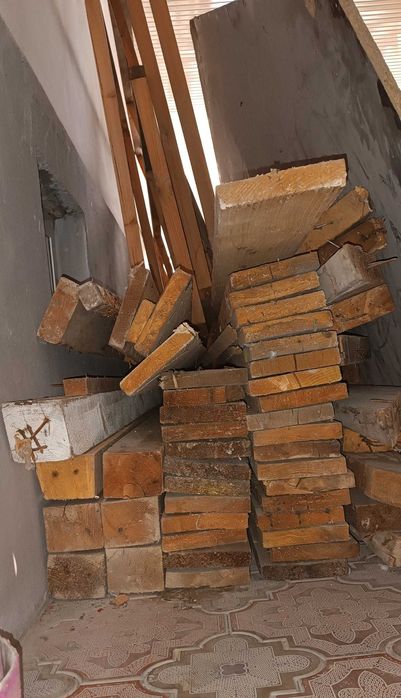 Тахта рейка доска хаммаси уйдан чиққан. Оптом биттада сотилвотти