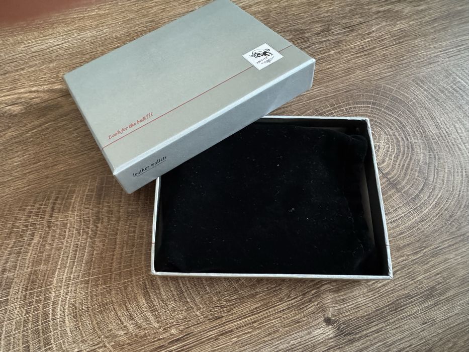 Портмоне ART неизпозлвано