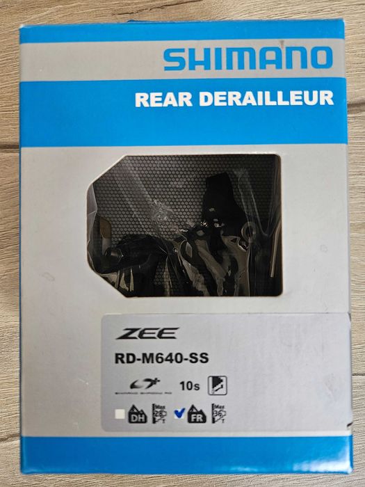 Заден дерайльор Shimano ZEE RD-M640-SS Shadow RD+ 10s FR36T