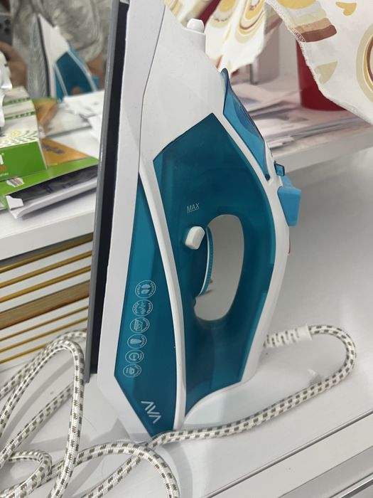 Продам утюг Ава б/у