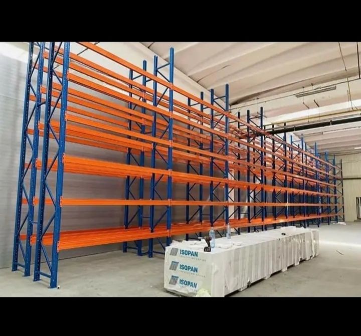 Rafturi metalice depozitare