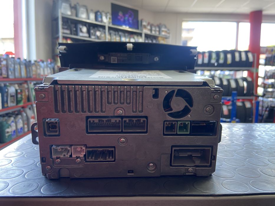 Продавам оригинална медия от HONDA CR-V