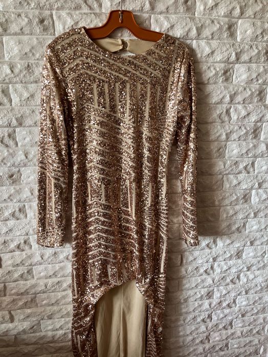 Официална бална рокля с пайети