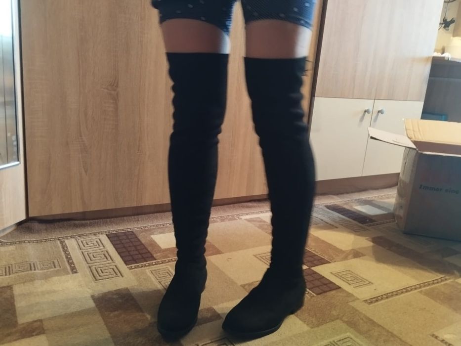 Сапоги женские..