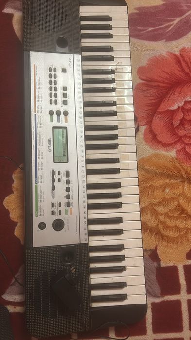 Vând orgă Yamaha stare f buna