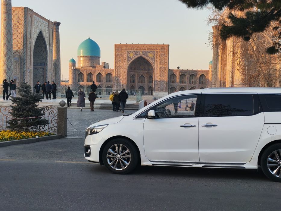 Киа Карнивал, Туризм, перевозка пассажиров, трансфер, такси, минивэн,