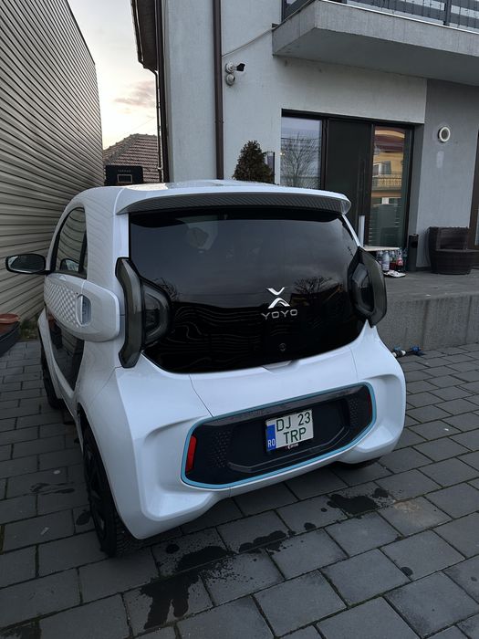 Vand masina de 16 ani Xev Yoyo