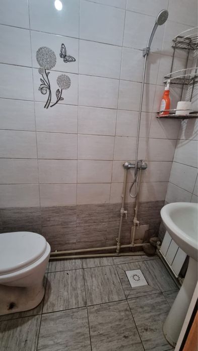 Жақсы жарты үй жалға беріледі